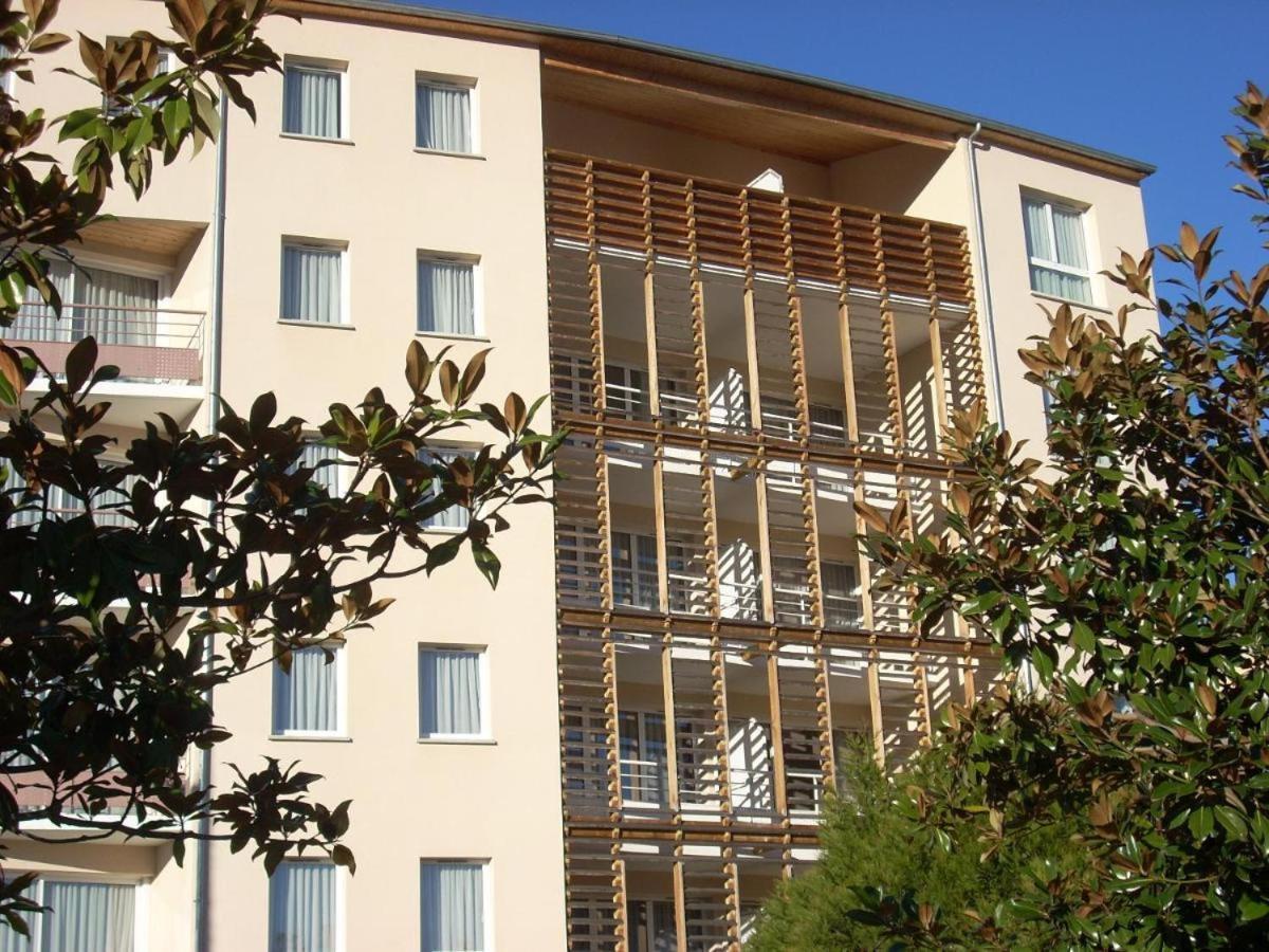 Appart Lourdes 100 M Gare - 4 Places Avec Balcon 10Mn Sanctuaire Exterior photo