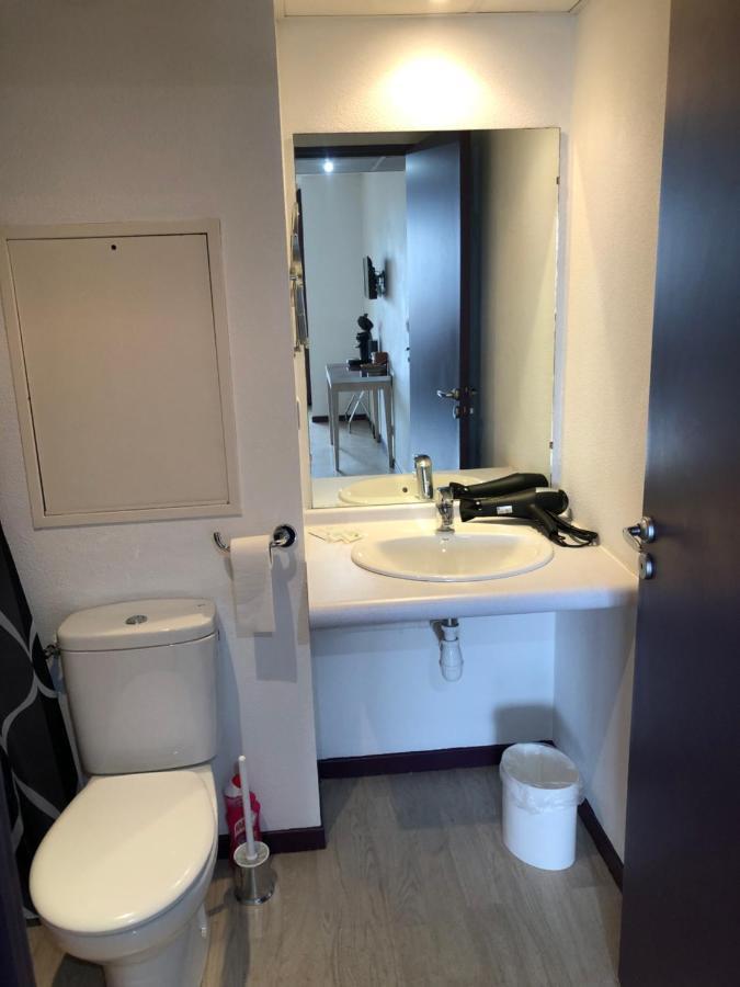 Appart Lourdes 100 M Gare - 4 Places Avec Balcon 10Mn Sanctuaire Exterior photo